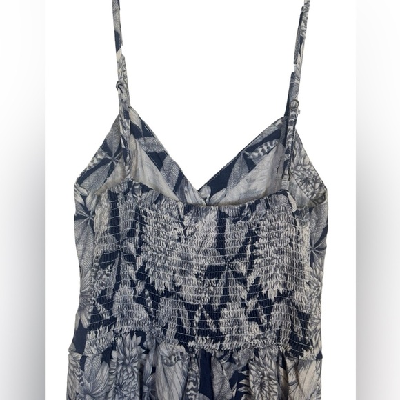 5 Aeropostale Juniors Floral Spaghetti Strap Faux Wrap Button Romper Small - Picture 6 of 16